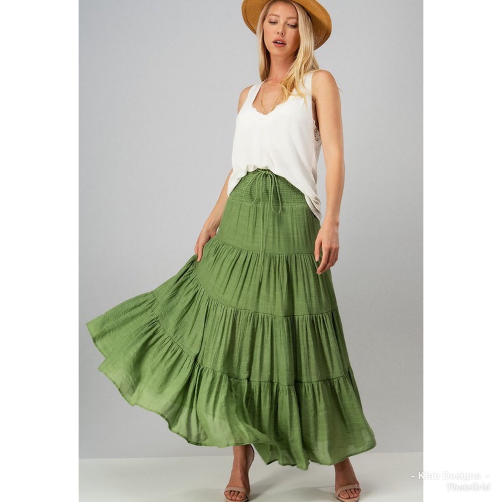 ❤️LAST 3! Smock Waist Drawstring Tiered Maxi Skirt - Picture 3 of 6